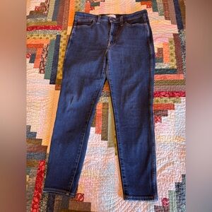 Madewell Dark Wash Straight Leg Jeans – Women’s Size 30